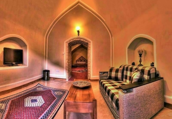 هتل لاله بیستون