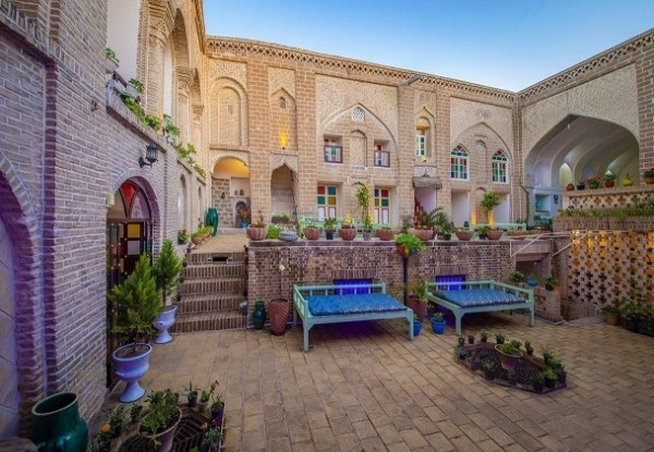 هتل سنتی طبیب شوشتری